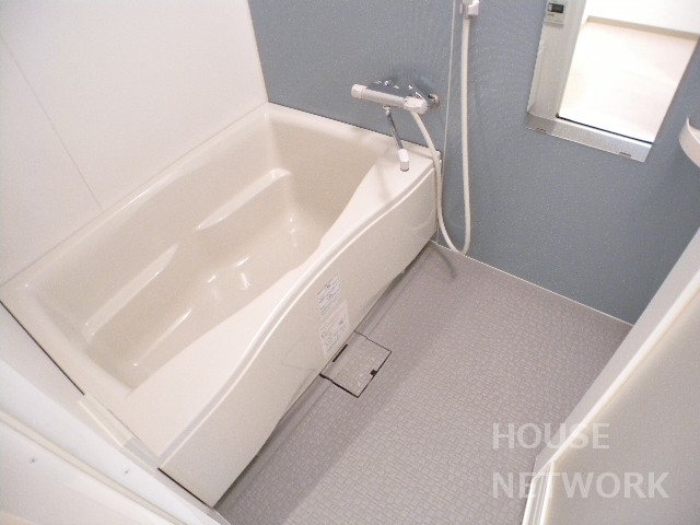 バス・シャワールーム　西院駅前のファミリー向けマンションです。