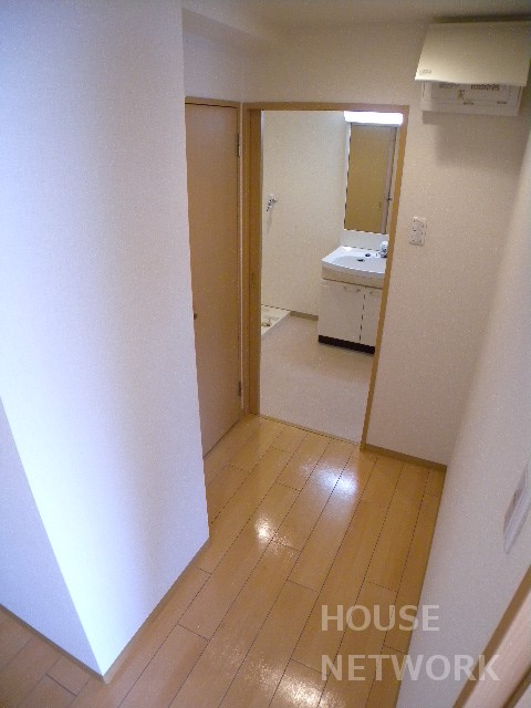 その他部屋・スペース　西院駅前のファミリー向けマンションです。