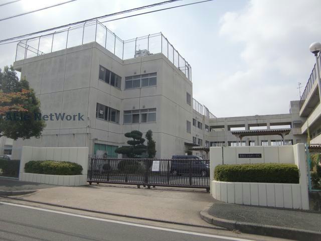 小学校　豊橋市立飯村小学校（小学校）まで995m