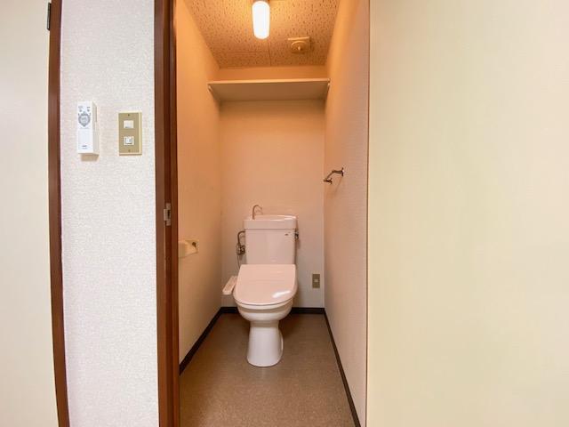 トイレ　シャワートイレ