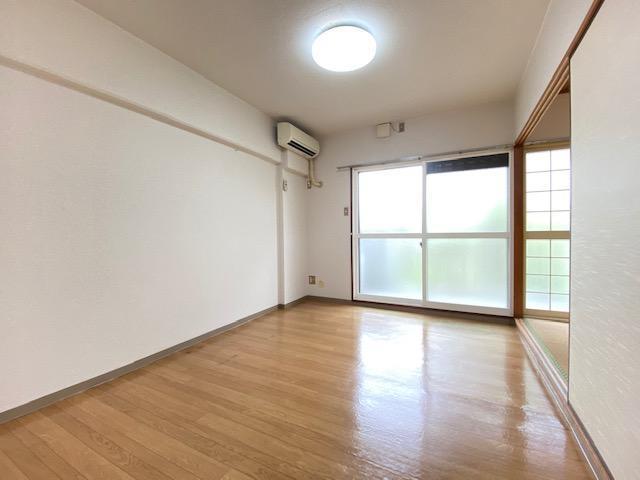 居室・リビング　リビング6帖