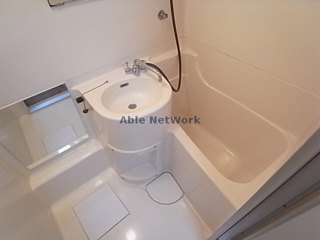 バス・シャワールーム　参照写真