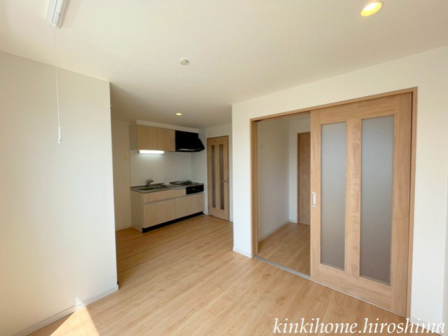 居室・リビング　写真は参考写真です。現況を優先してください。