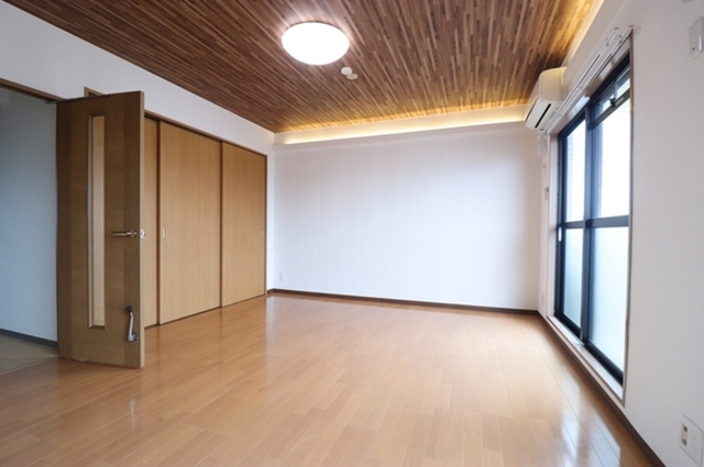 居室・リビング　リビング　１３錠