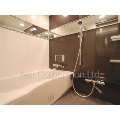 バス・シャワールーム　同タイプ5階のお部屋を撮影。仕様が異なることがあります。