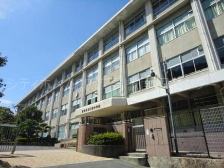 中学校　広島市立仁保中学校（中学校）まで675m