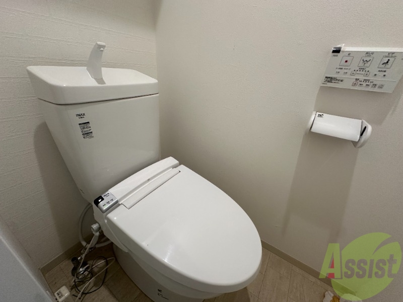 トイレ　清潔感のあるトイレは、ウォシュレット付きです。