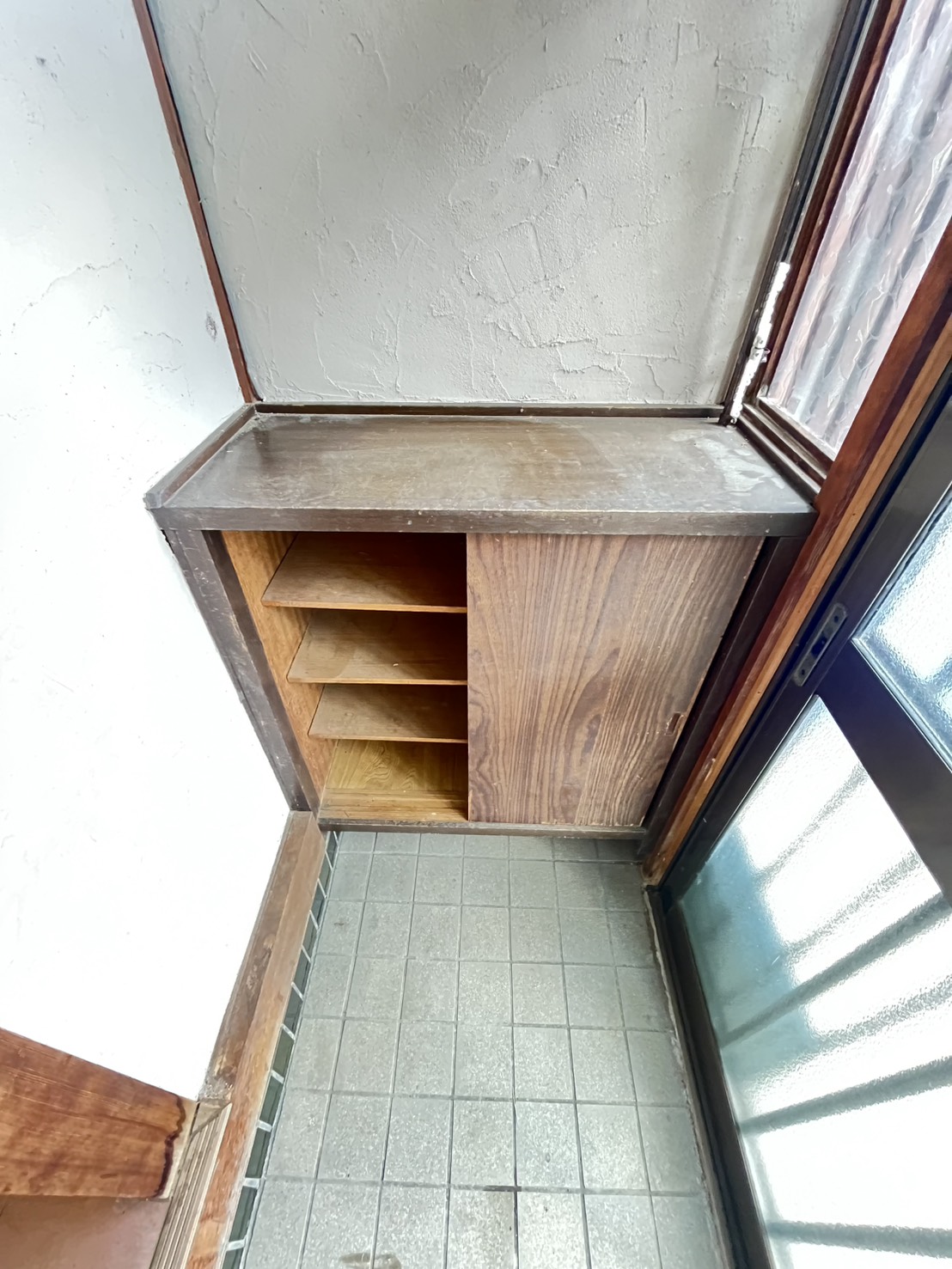 塩屋町5丁目戸建の玄関写真