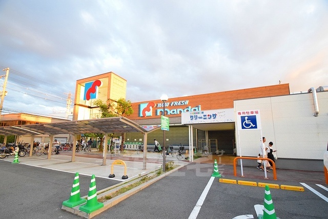 スーパー　万代　中小阪店（スーパー）まで442m