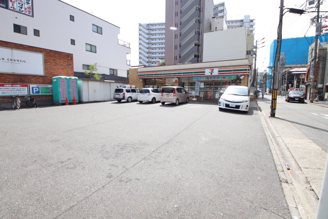 コンビニ　セブン-イレブン 名古屋金山４丁目店（コンビニ）まで200m