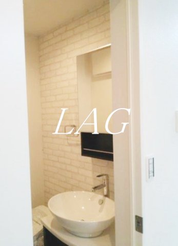 洗面設備　独立洗面台です。