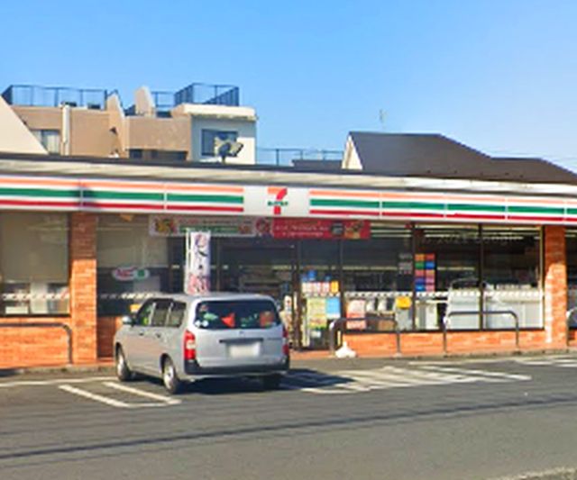 コンビニ　セブンイレブン 八王子京王片倉店（コンビニ）まで546m