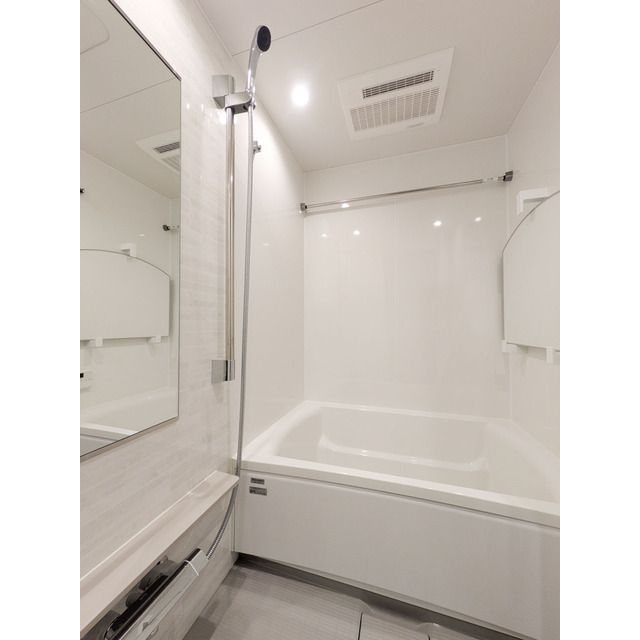 バス・シャワールーム　きれいなお風呂です