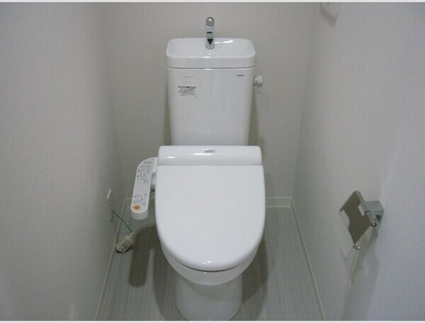 トイレ　清潔感のあるトイレです