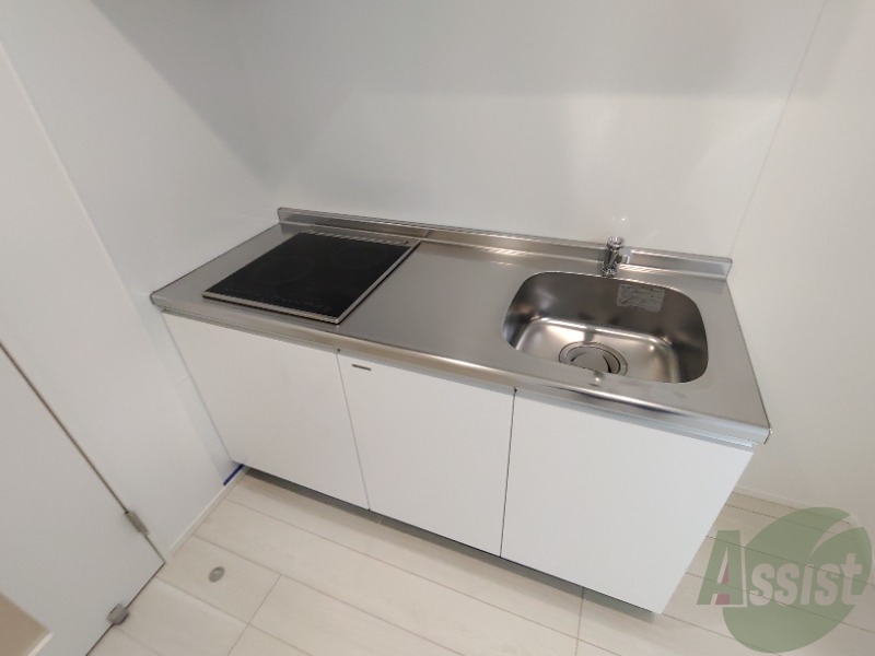 キッチン　綺麗なキッチンはカウンタータイプで使いやすいです。