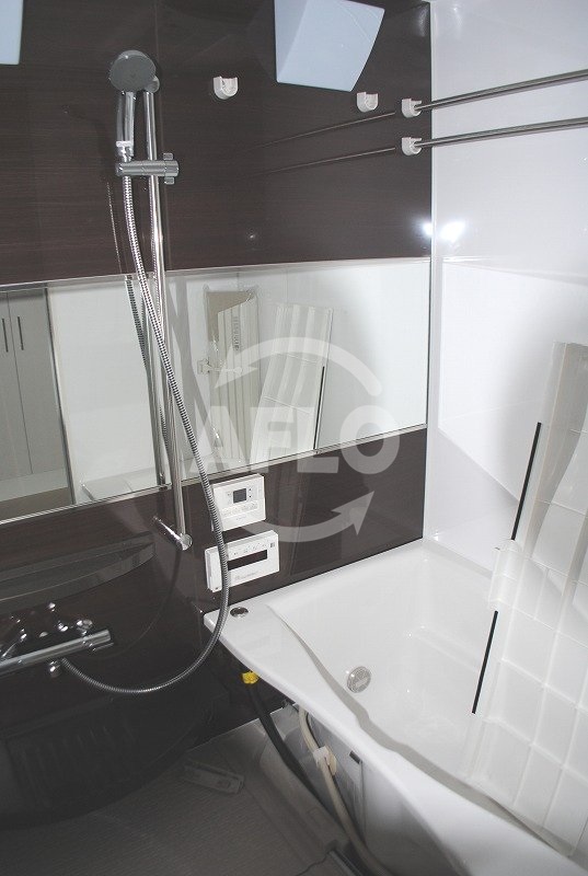 バス・シャワールーム　プレサンス本町ジョイス　バスルーム