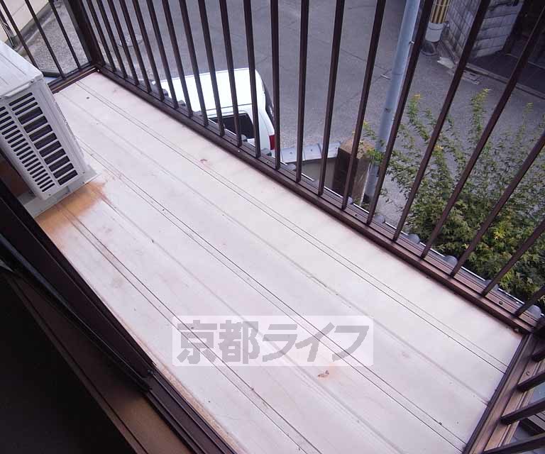 バルコニー　洗濯物も干せますよ！