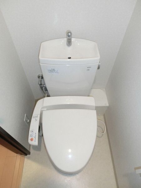 トイレ　反転あり