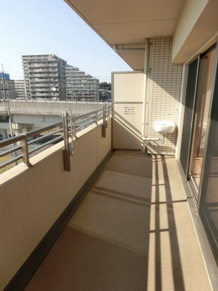 バルコニー　反転あり