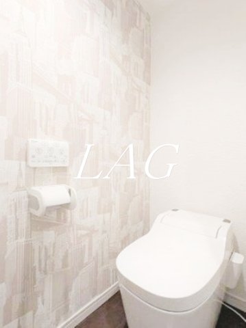 トイレ　トイレ（同一仕様）です。