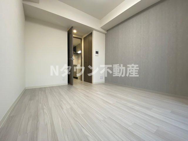 居室・リビング　こちらのリビングで趣味の時間をお楽しみください