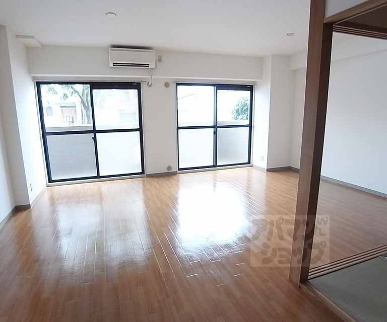 居室・リビング　１６．５帖！広いリビング！