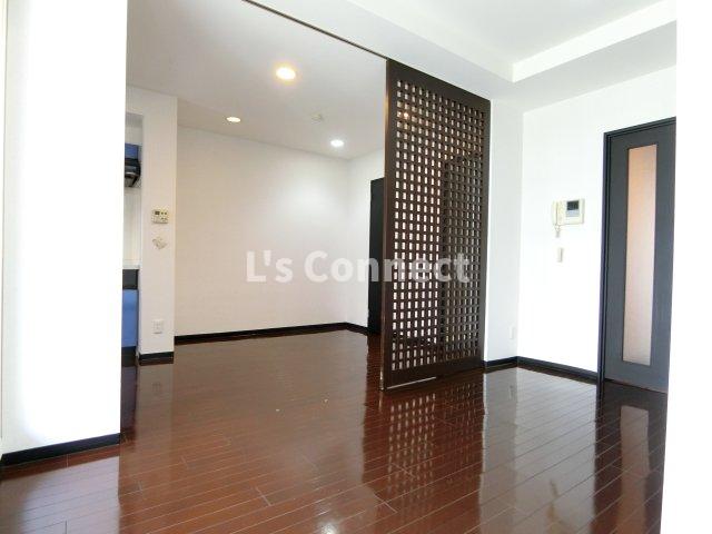 居室・リビング　７．４帖のＤＫスペースです。