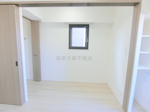 その他　洋室2.3帖の寝室