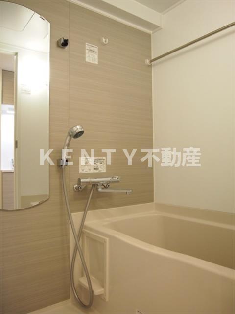 バス・シャワールーム　ゆったり過ごせるお風呂です