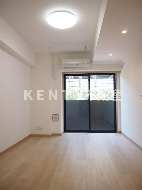 居室・リビング　居間です