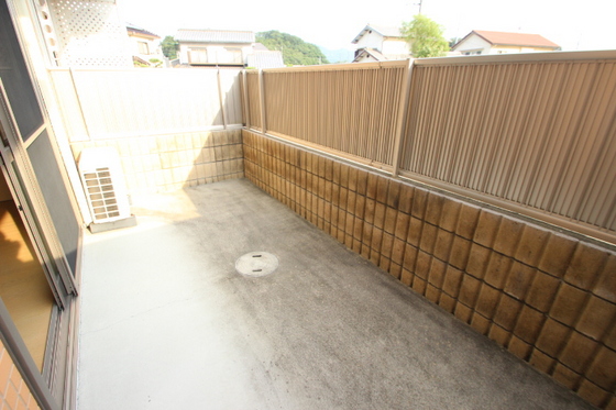 バルコニー　※別部屋の写真です