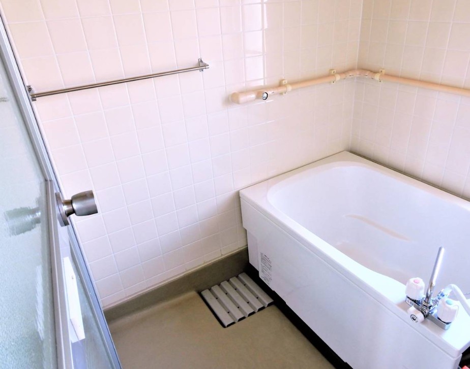 バス・シャワールーム　同タイプ写真です