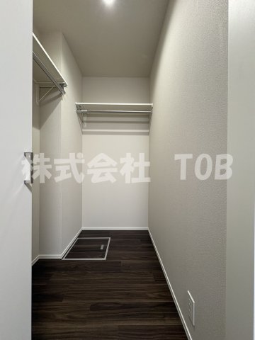 収納　洋室4.5帖　WIC
