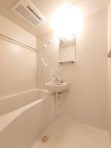 バス・シャワールーム　ハイツＮＡＮＡ