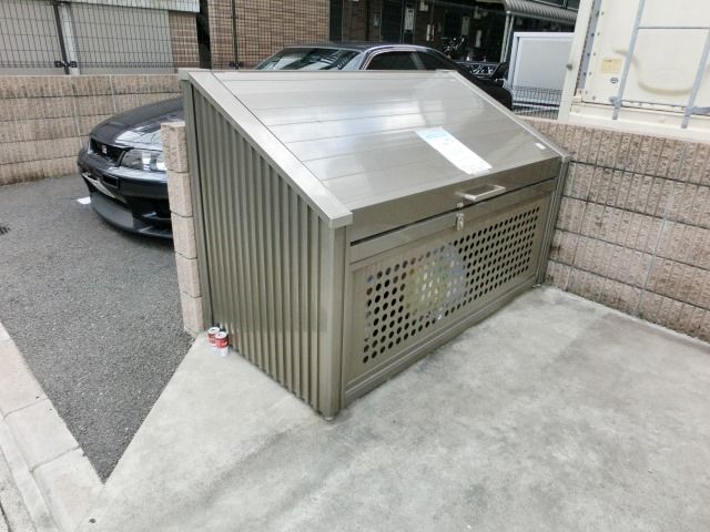 その他　敷地内の共有ゴミ置き場