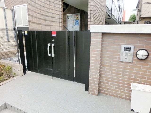 セキュリティ　エントランスゲート