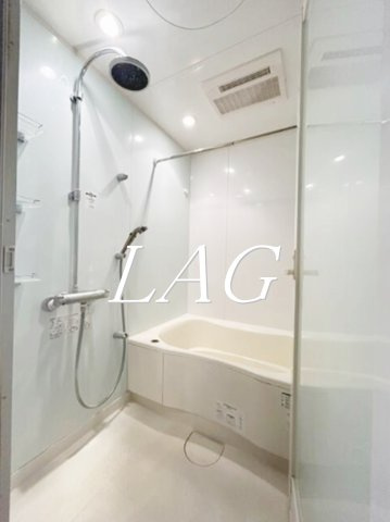 バス・シャワールーム　お風呂です。