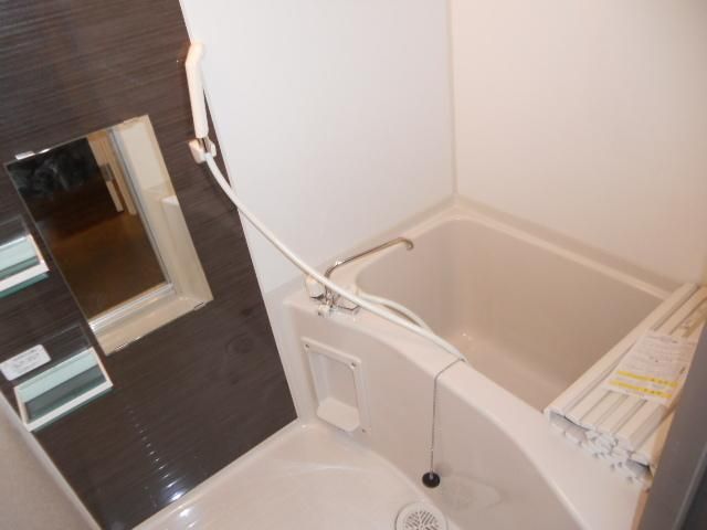 バス・シャワールーム　★買い物便利な駅近賃貸1K！セキュリティ充実★