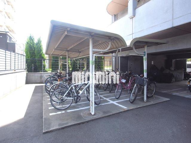 駐車場　駐輪場です。