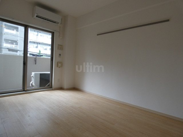 居室・リビング　※別のお部屋の写真です