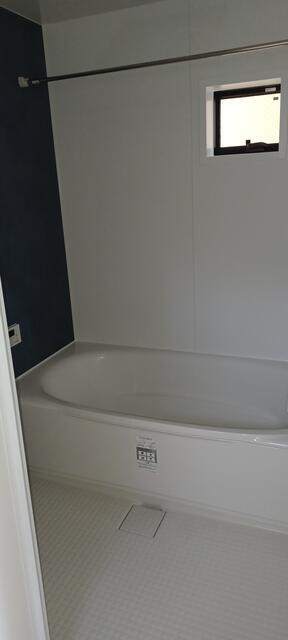 バス・シャワールーム　広い浴槽です