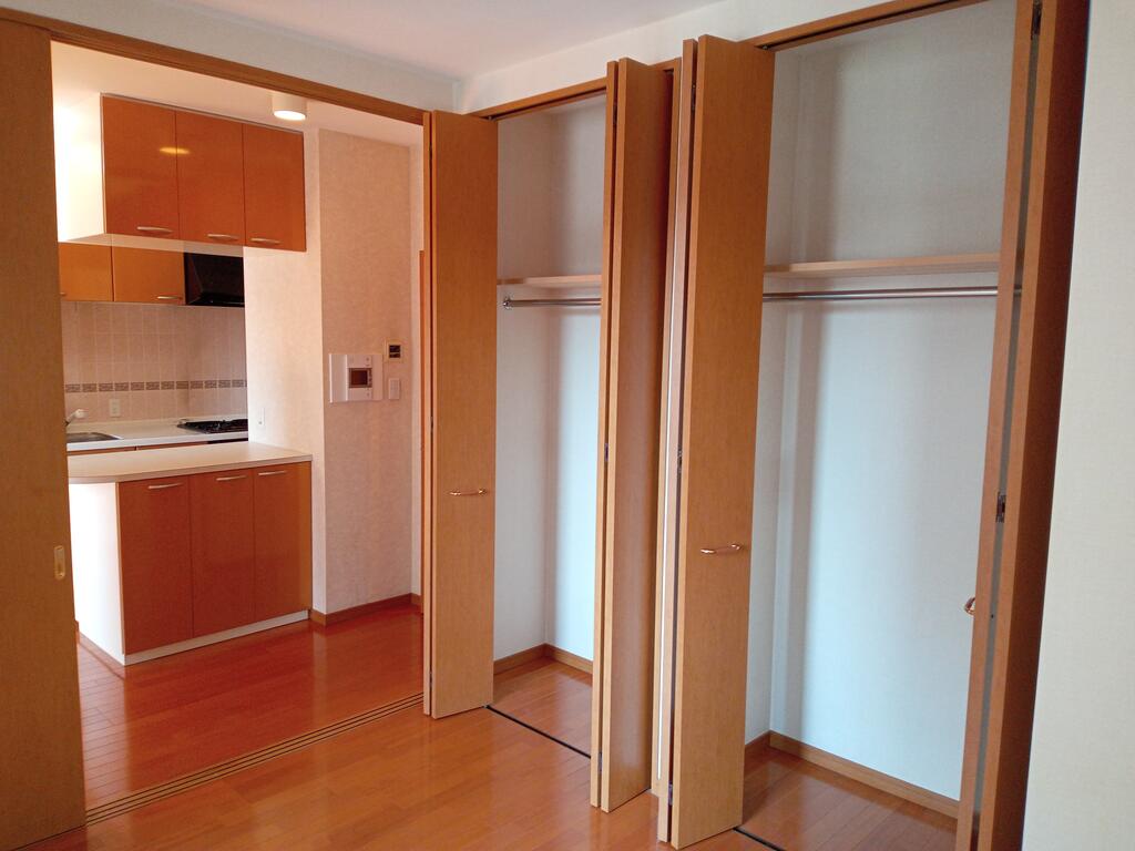 その他部屋・スペース　南側洋室