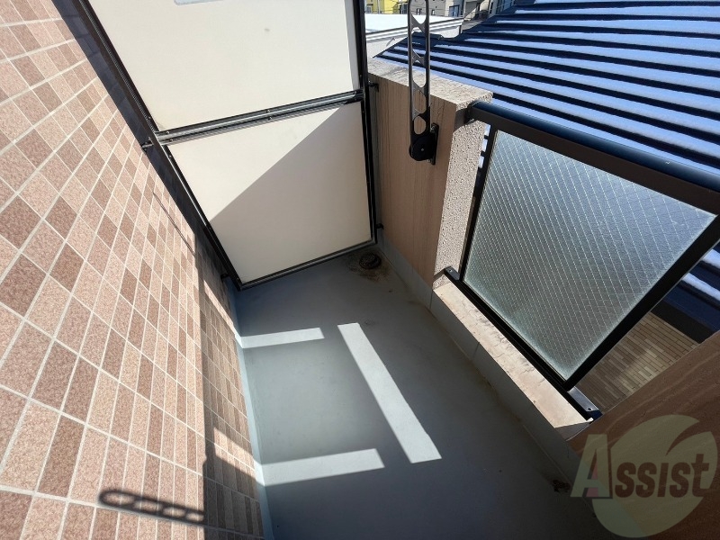 バルコニー　バルコニーです。洗濯物を干したり一息ついたりできますね！