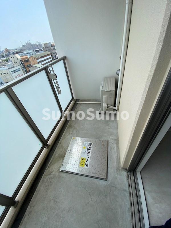 バルコニー　外からの目が気にならないバルコニーで洗濯物が干せます