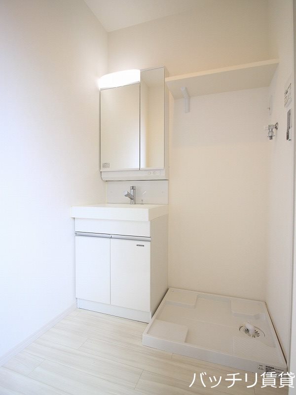 洗面設備　同型物件写真※現状優先