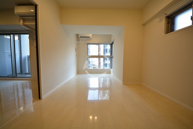 居室・リビング　アビエール松屋町　リビング