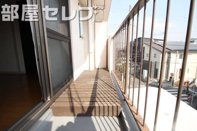 バルコニー　広々バルコニー。