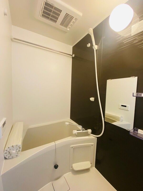 バス・シャワールーム　☆ゆったりくつろげるお風呂☆