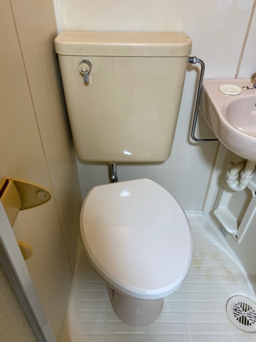 トイレ　浴室内にトイレがあります☆