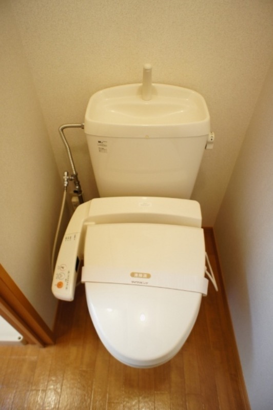 トイレ　図面と現状に相違がある場合には現状を優先